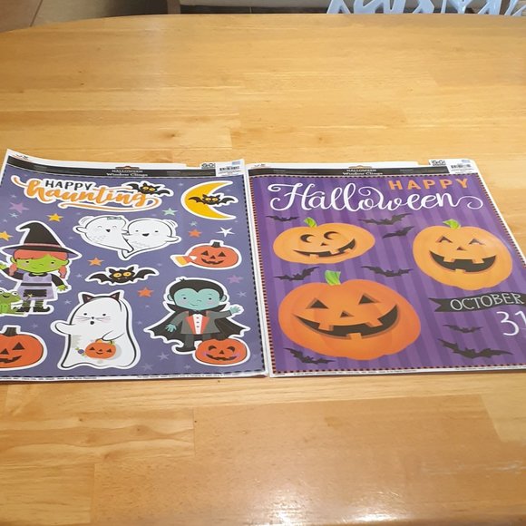 Set of 2 Celebrate Halloween Window Clings New - Picture 1 of 3
